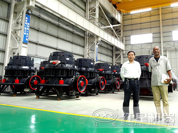 復(fù)合圓錐破碎機(jī)，私人訂制價(jià)格更實(shí)惠