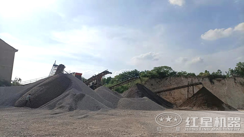 玄武巖制砂能替代河沙用于混凝土？制砂設(shè)備種類(lèi)有幾種